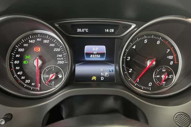 Mercedes-Benz CLA-Klasse (2017) thumbnail 3