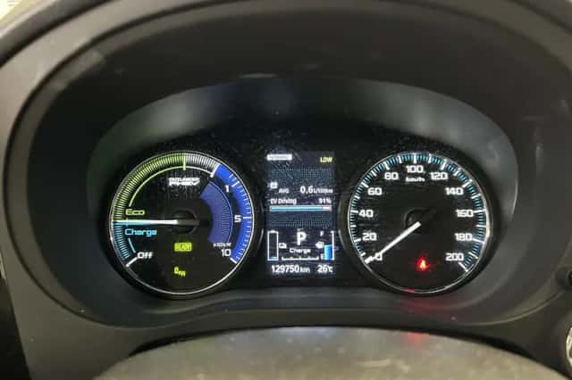 Mitsubishi Outlander (2019) thumbnail 4