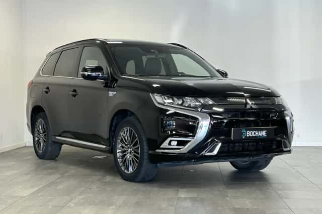 Mitsubishi Outlander (2019) thumbnail 5