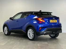 Toyota C-HR (2021) thumbnail 6