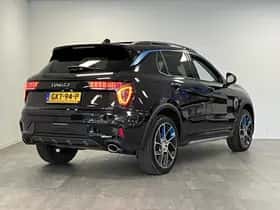 Lynk & Co 01 (2022) thumbnail 2