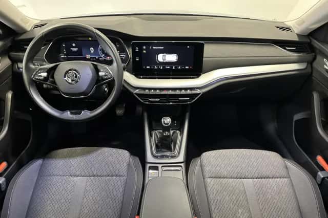 Škoda Octavia (2020) thumbnail 3