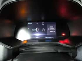 Renault Clio (2023) thumbnail 4
