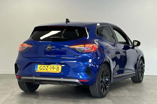 Renault Clio (2024) thumbnail 2