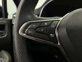 Renault Clio (2024) thumbnail 24