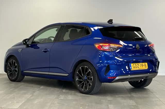 Renault Clio (2024) thumbnail 6
