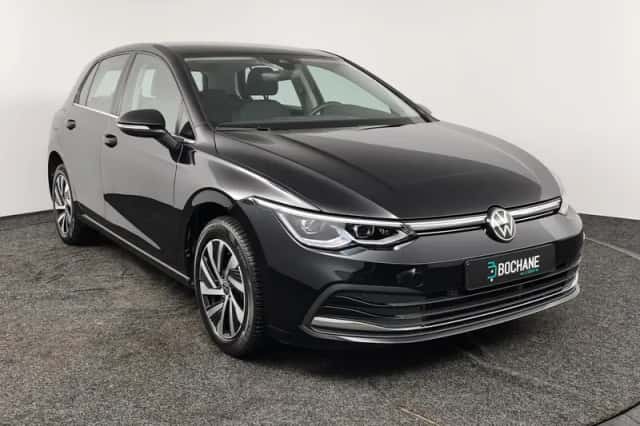 Volkswagen Golf (2024) thumbnail 5