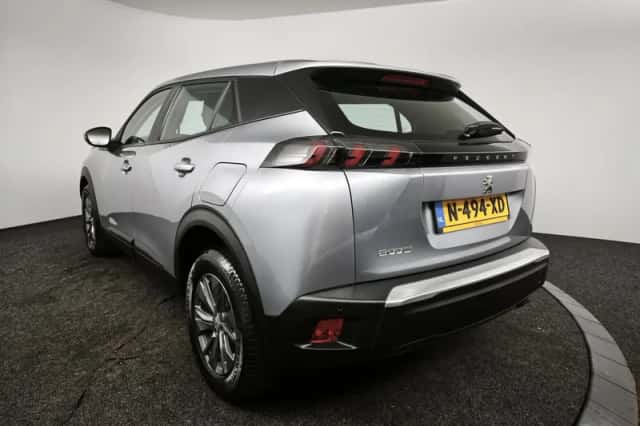 Peugeot 2008 (2022) thumbnail 6