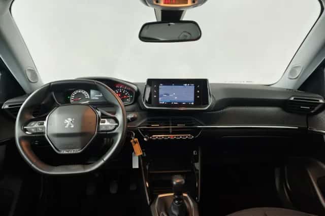 Peugeot 2008 (2022) thumbnail 3