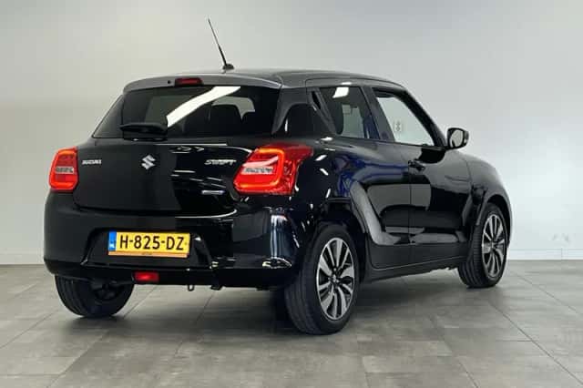 Suzuki Swift (2020) thumbnail 2