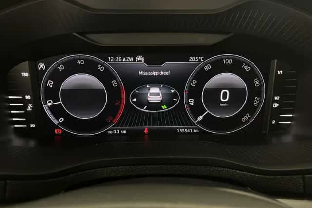 Škoda Karoq (2021) thumbnail 4