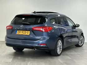 Ford Focus (2019) thumbnail 2