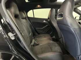 Mercedes-Benz GLA (2019) thumbnail 43