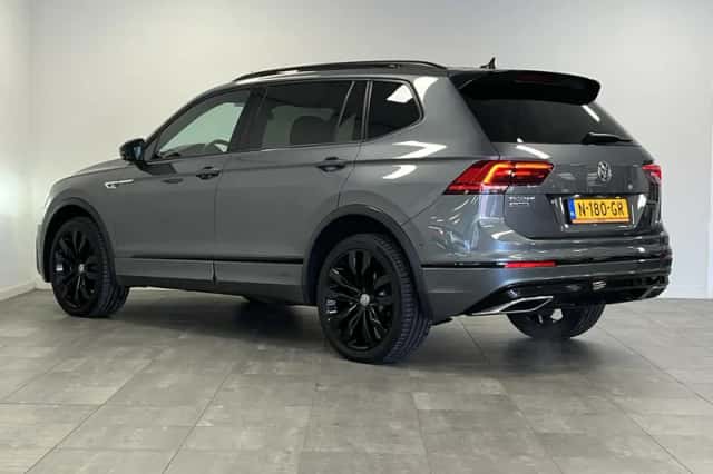 Volkswagen Tiguan (2021) thumbnail 6