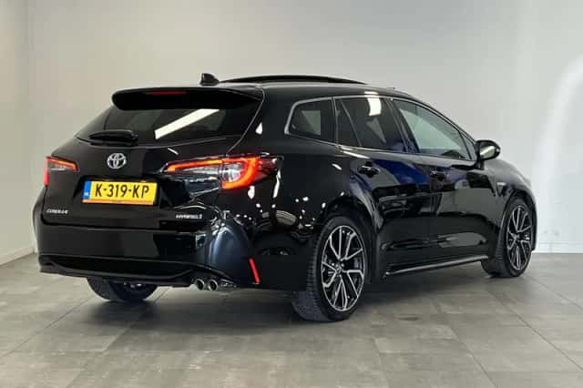 Toyota Corolla (2019) thumbnail 2