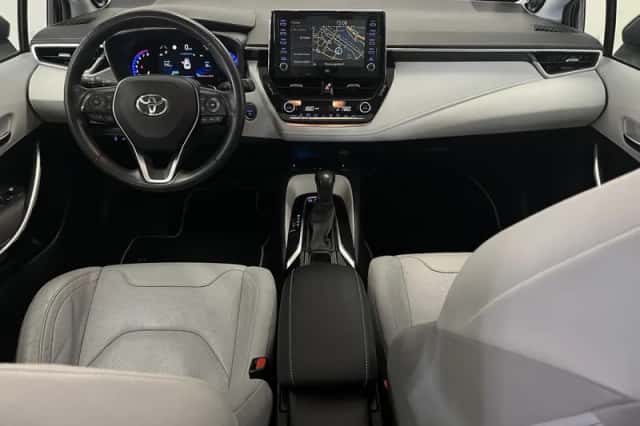 Toyota Corolla (2019) thumbnail 3