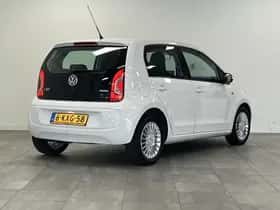Volkswagen Up! (2013) thumbnail 2