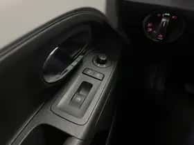 Volkswagen Up! (2013) thumbnail 20