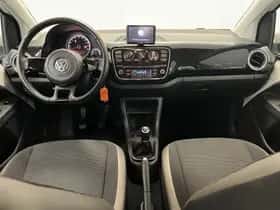Volkswagen Up! (2013) thumbnail 3
