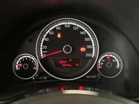 Volkswagen Up! (2013) thumbnail 4