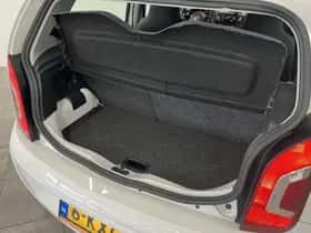 Volkswagen Up! (2013) thumbnail 9