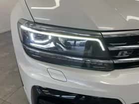 Volkswagen Tiguan (2017) thumbnail 28