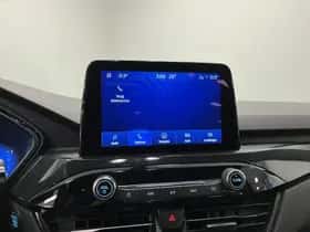 Ford Kuga (2023) thumbnail 23