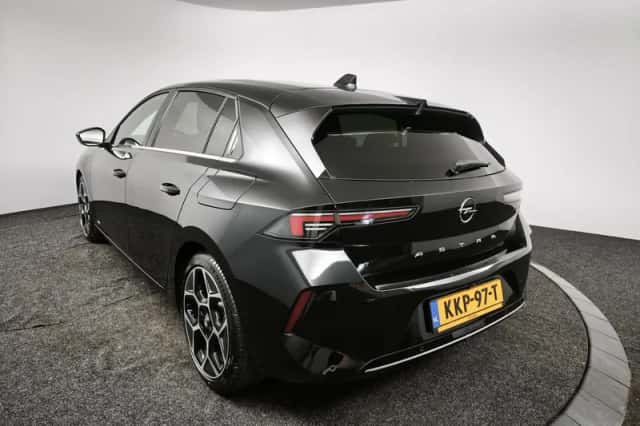 Opel Astra (2022) thumbnail 6