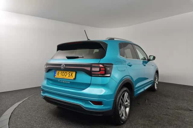 Volkswagen T-Cross (2021) thumbnail 3