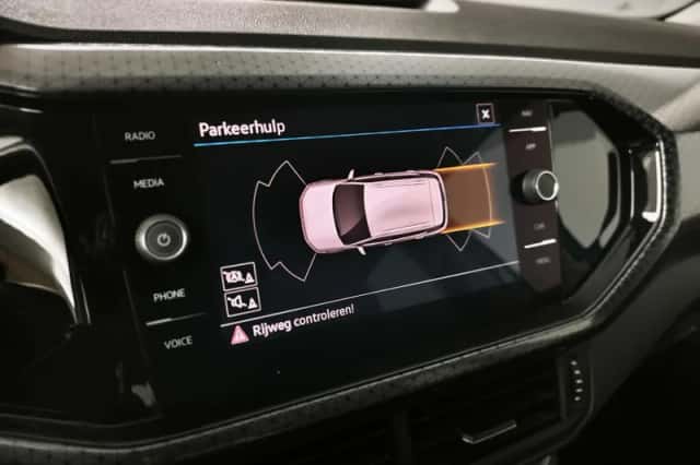 Volkswagen T-Cross (2021) thumbnail 6