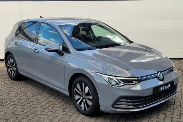 Volkswagen Golf (2023) thumbnail 5