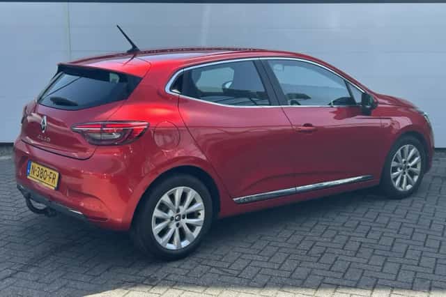 Renault Clio (2021) thumbnail 2