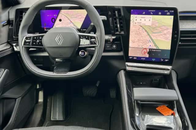 Renault Austral (2025) thumbnail 3