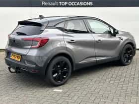 Renault Captur (2022) thumbnail 2