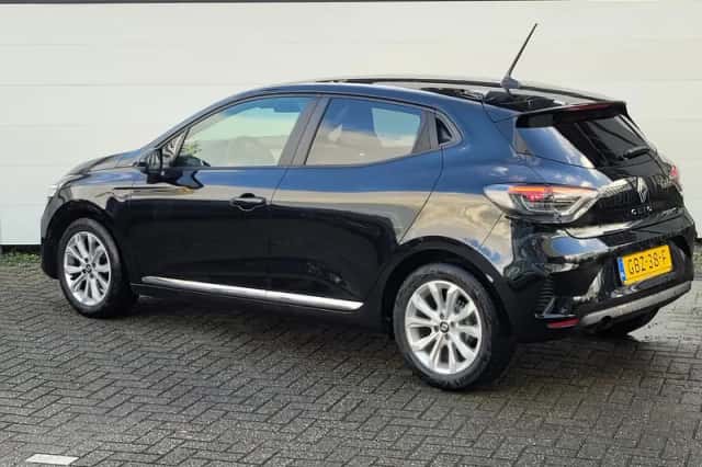 Renault Clio (2024) thumbnail 6