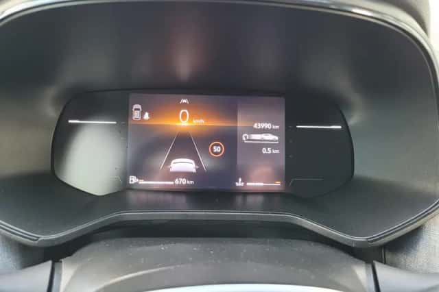 Renault Clio (2024) thumbnail 4