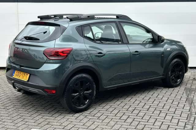 Dacia Sandero Stepway (2024) thumbnail 2