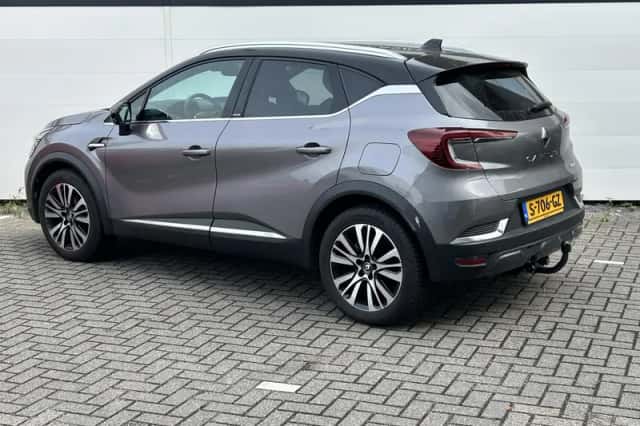 Renault Captur (2020) thumbnail 6