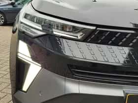 Renault Captur (2024) thumbnail 26