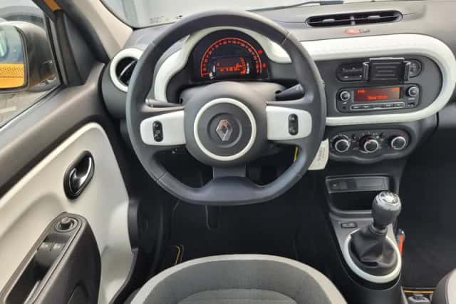 Renault Twingo (2021) thumbnail 3