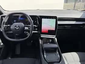 Renault Austral (2024) thumbnail 3