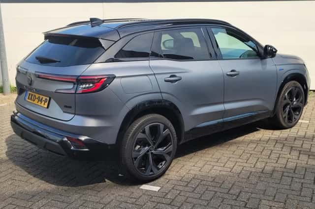 Renault Austral (2023) thumbnail 2