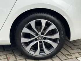 Renault Mégane (2023) thumbnail 24