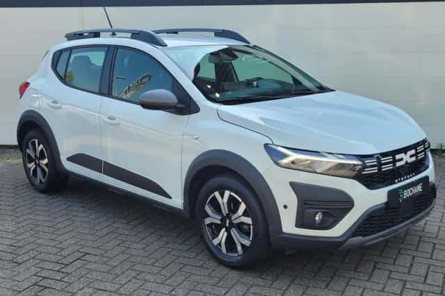 Dacia Sandero Stepway (2023) thumbnail 5