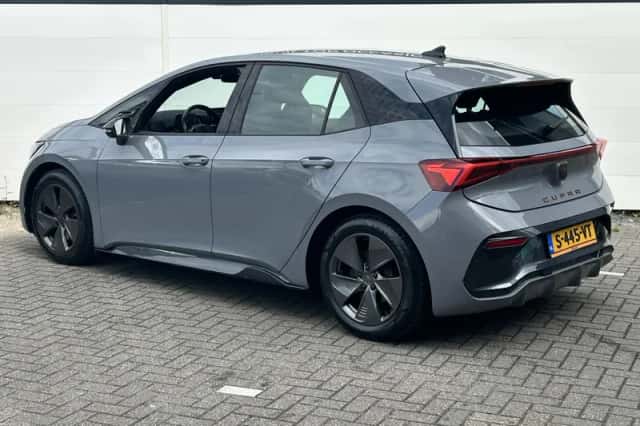 CUPRA Born (2021) thumbnail 6
