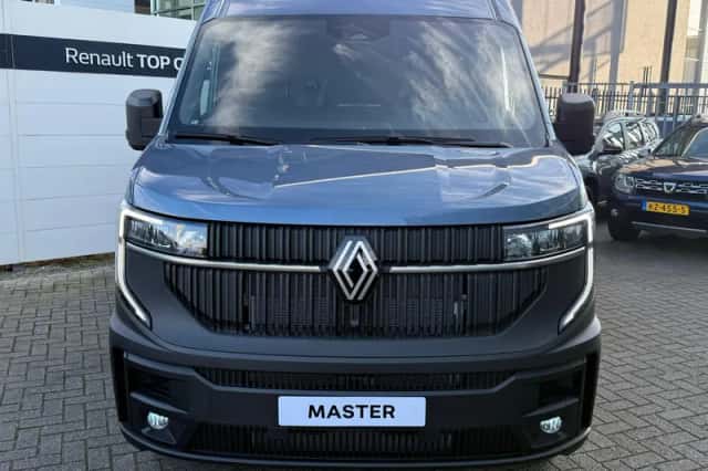 Renault Master (2024) thumbnail 6