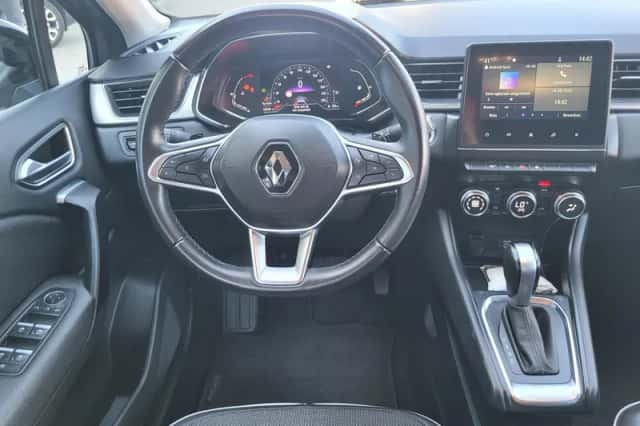 Renault Captur (2020) thumbnail 3