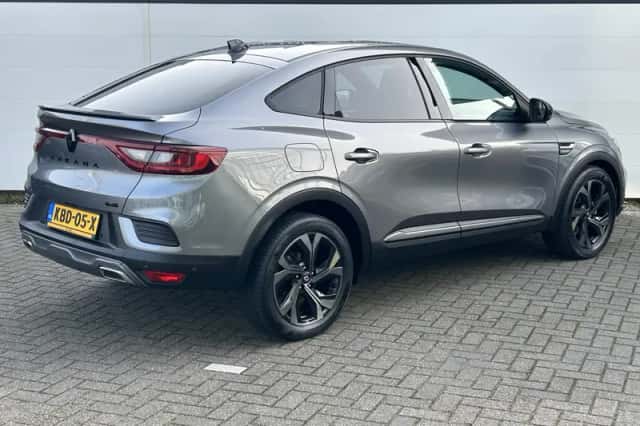 Renault Arkana (2023) thumbnail 2