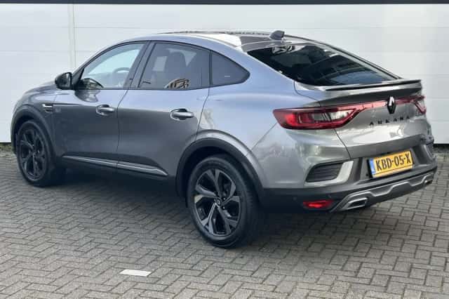 Renault Arkana (2023) thumbnail 6
