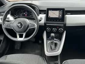 Renault Clio (2023) thumbnail 3